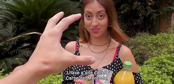  CARNE DEL MERCADO - Honey Paola Alex Moreno - Big Booty Latina Amateur Shows Off Her Sex Skills